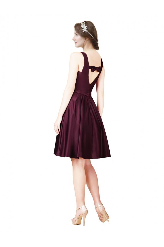 Wholesale Classic Knee Length Satin Cocktail Prom Dress / Homecoming Dress with V Back and Bow Detail UK